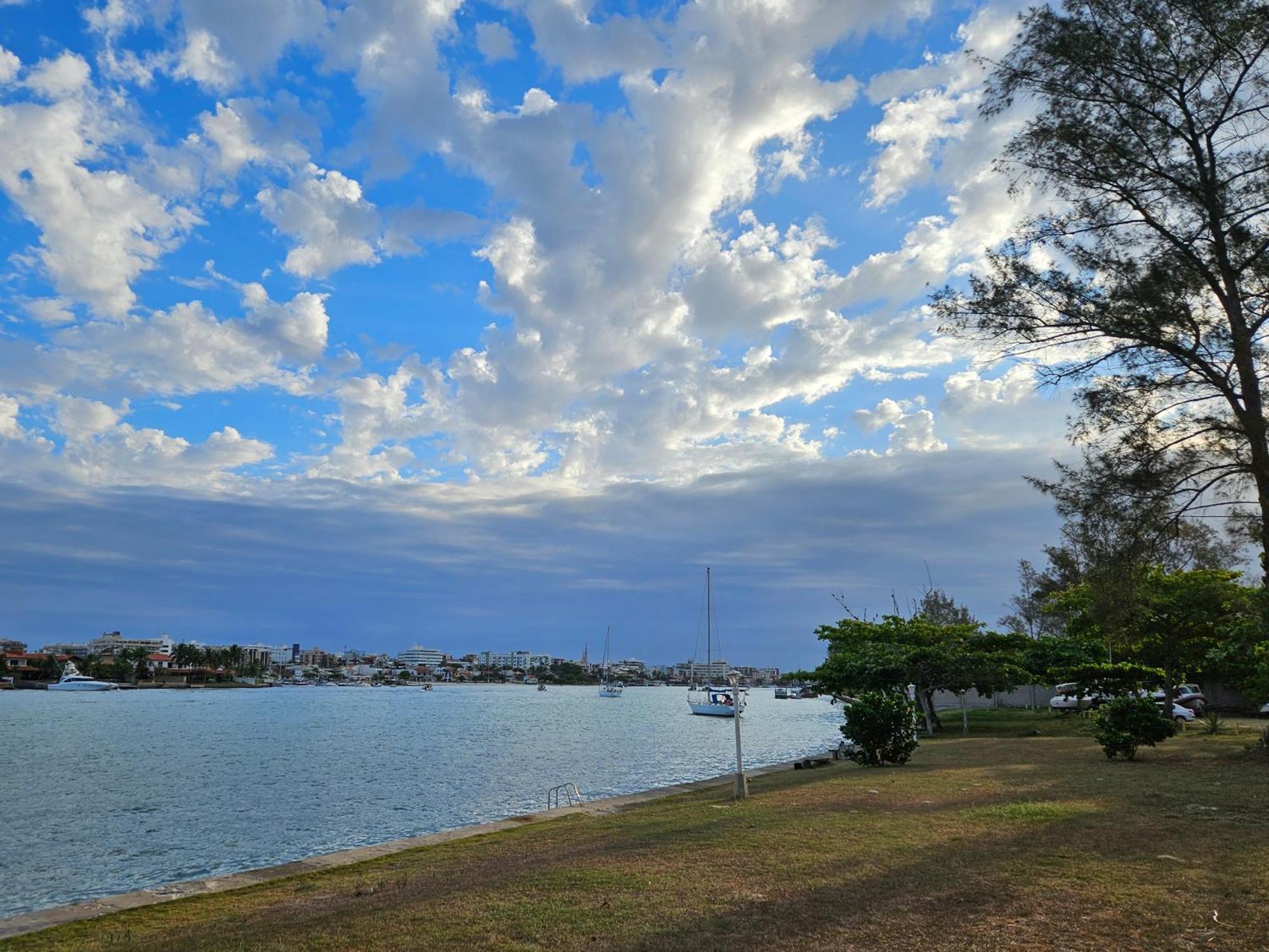 Condominio Cabo Frio Buitenkant foto